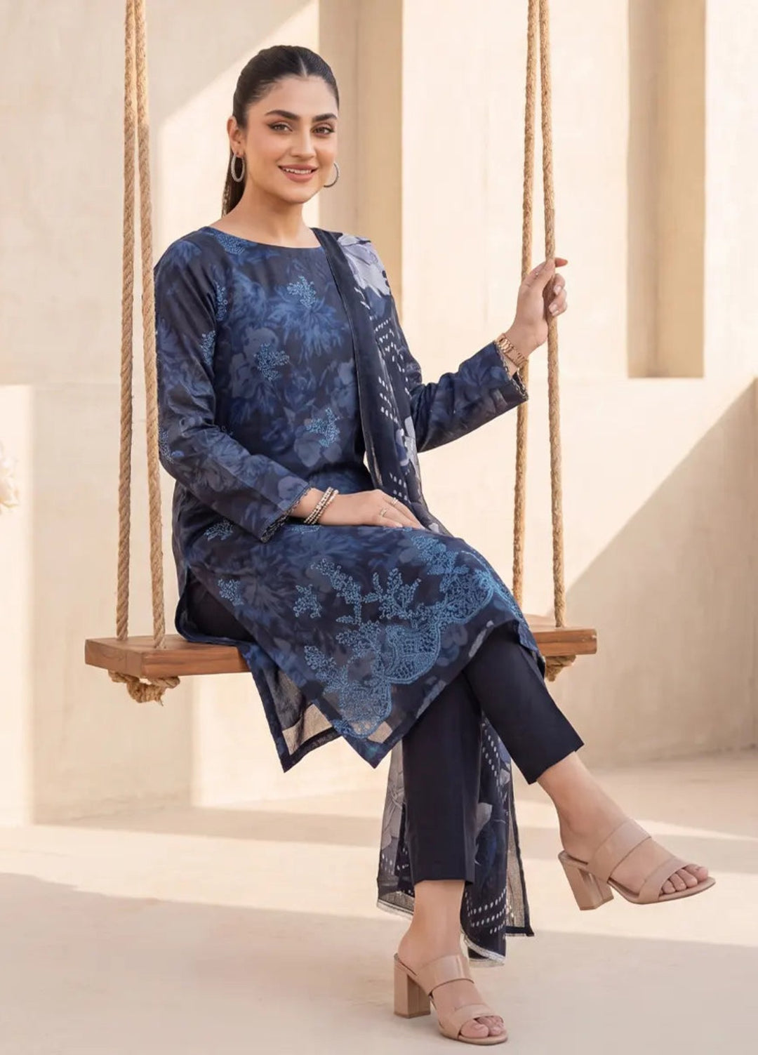 Salitex Women Unstitched Printed Lawn 3 Piece Suit SUNS8IZ217 Casual Collection