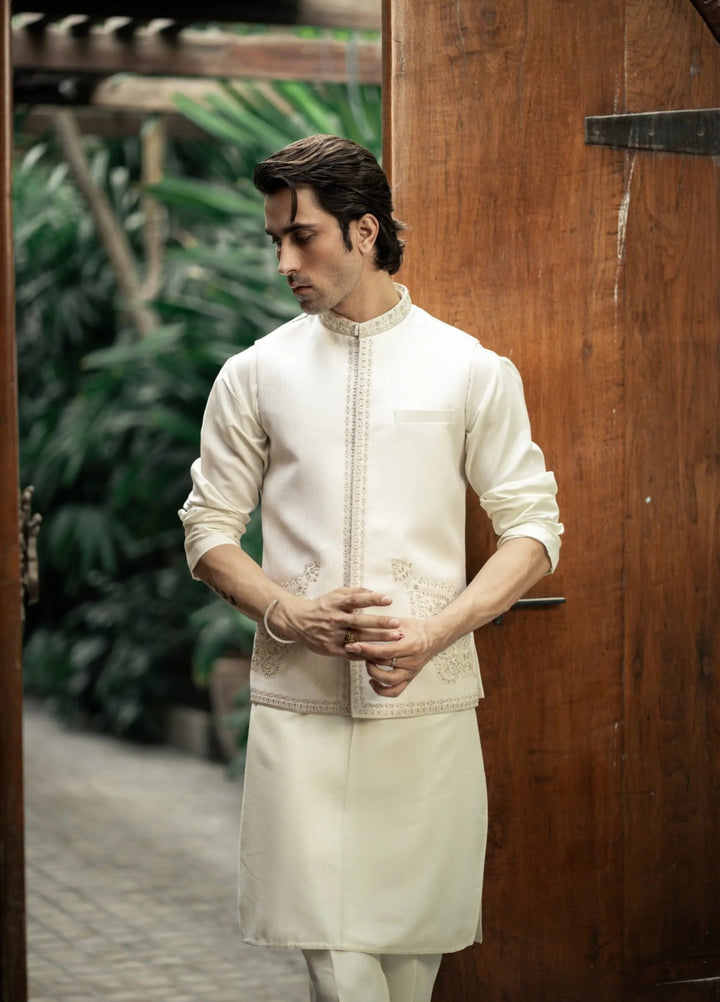 Stylish Garments Mens Waistcoat RTW Embroidered Mesuri Waistcoat Suit W-2960 Festive Collection