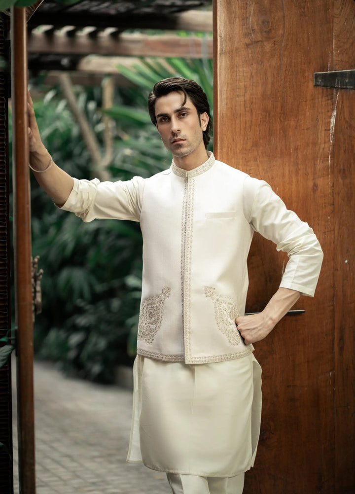 Stylish Garments Mens Waistcoat RTW Embroidered Mesuri Waistcoat Suit W-2960 Festive Collection