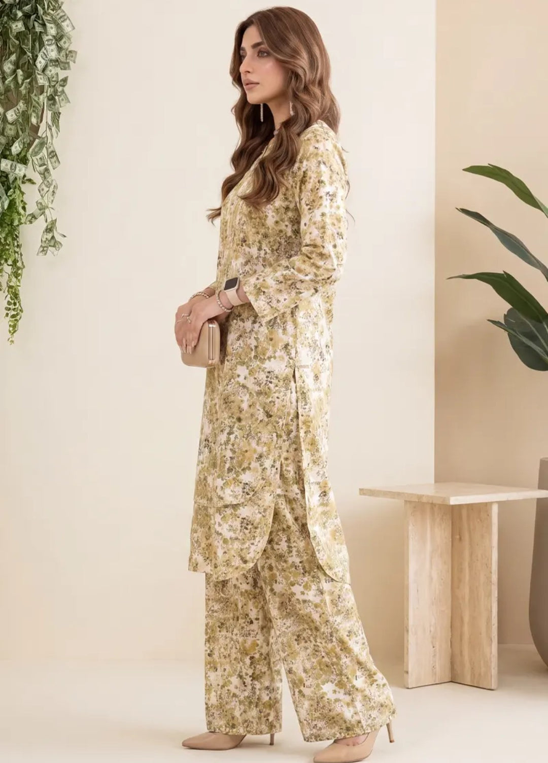 Salitex Unstitched Printed Lawn 2 Piece Suit SUNS82AG2013 Summer Collection