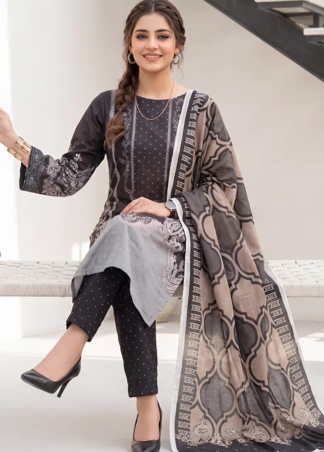 Salitex Unstitched Printed Lawn 3 Piece Suit SUNS8IN1150 Casual Collection