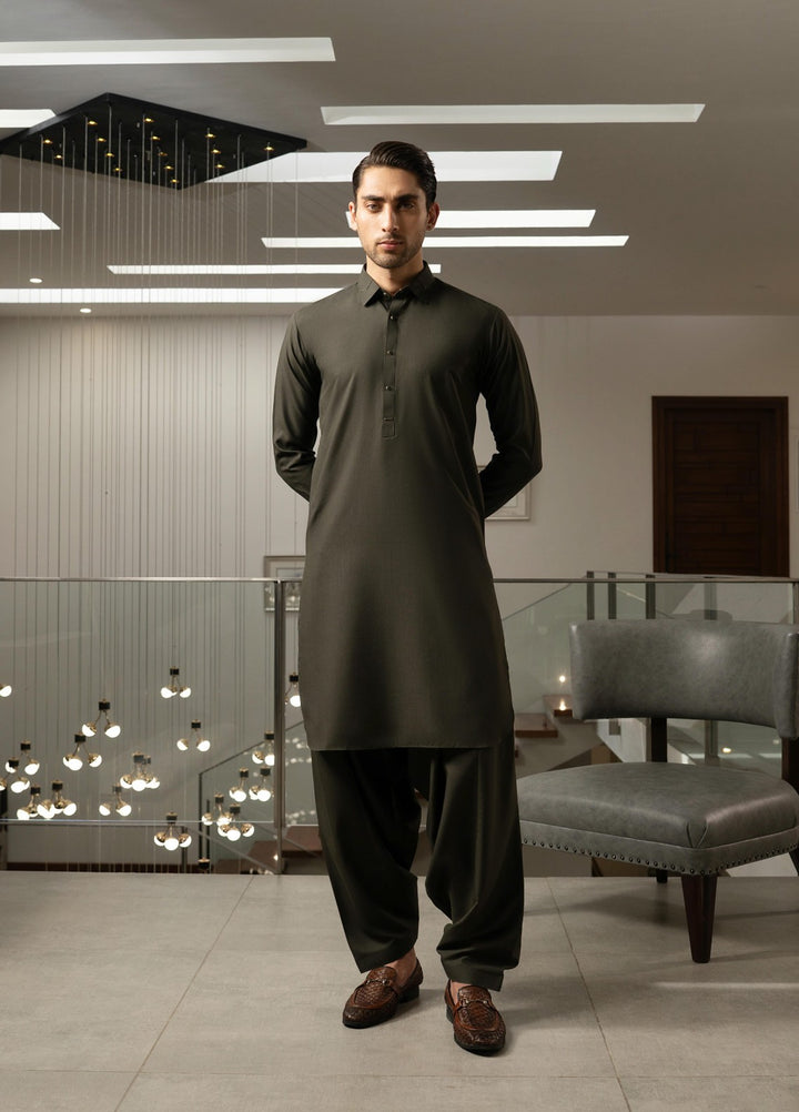 Stylish Garments Mens RTW Solids Wash N Wear Kurta Shalwar Suit Green Plain Casual Collection