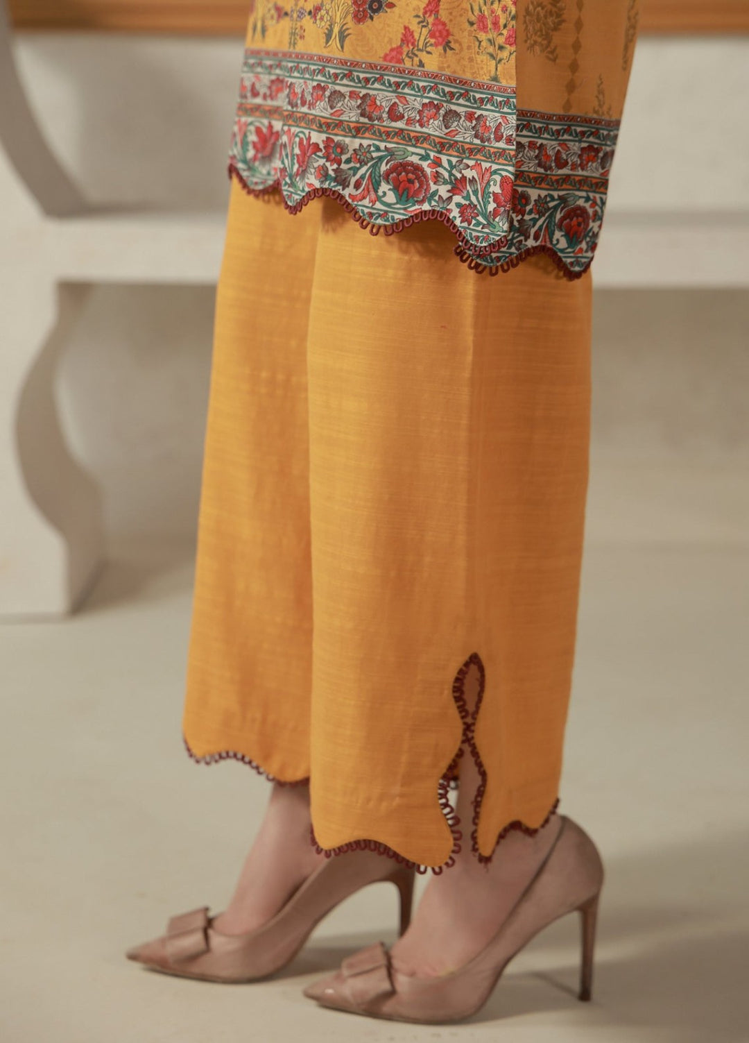 Sahar Unstitched Printed Khaddar 3 Piece Suit Russetta Winter Collection