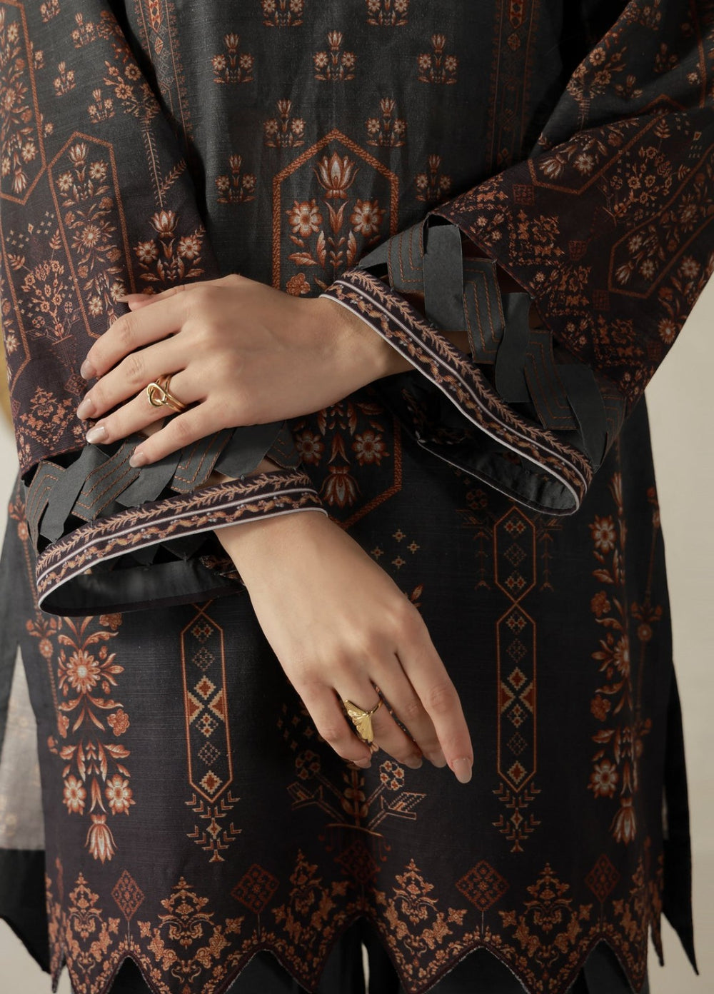Sahar Unstitched Printed Khaddar 3 Piece Suit Cendreva Winter Collection
