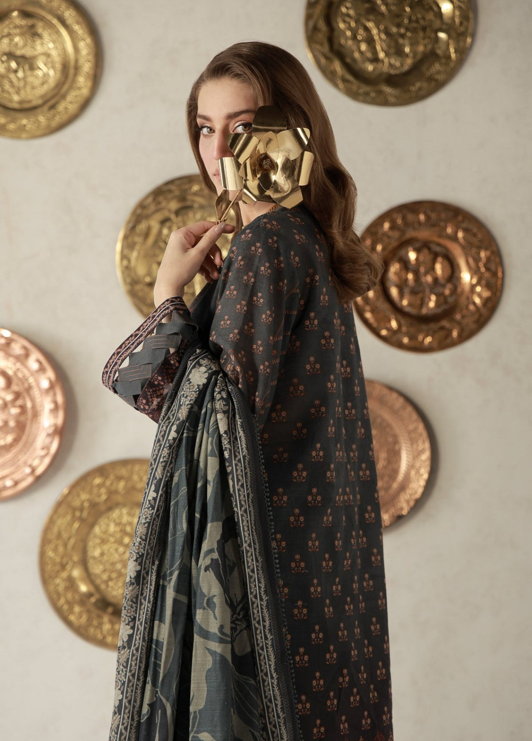 Sahar Unstitched Printed Khaddar 3 Piece Suit Cendreva Winter Collection
