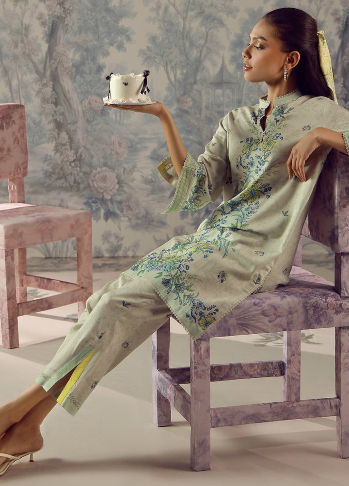 Sahar Unstitched Printed Marina Twill 2 Piece Suit Flora Verdit Winter Collection