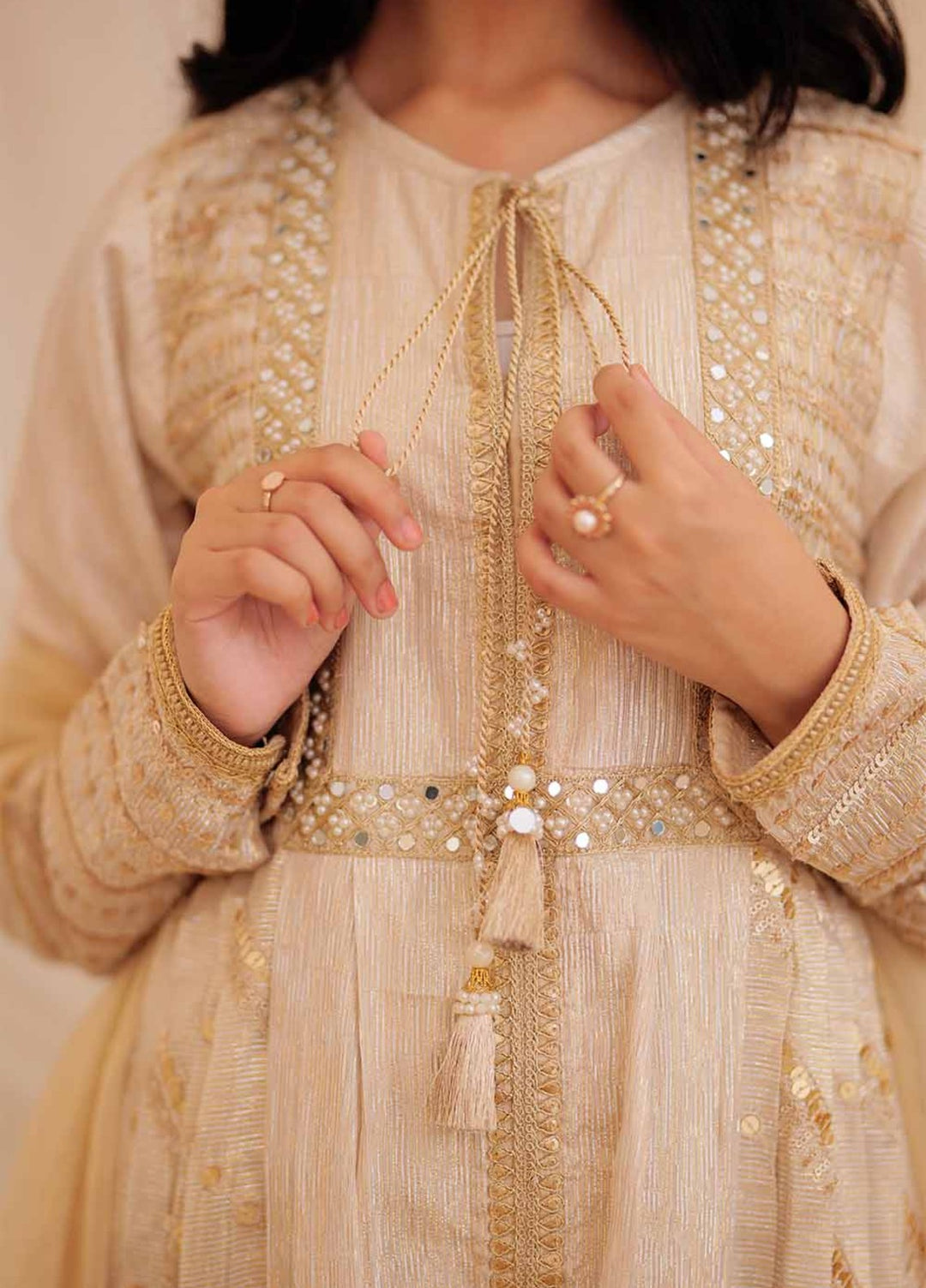 Senorita Girls RTW Embroidered Zari 3 Piece Suit GDD-02371 Winter Collection