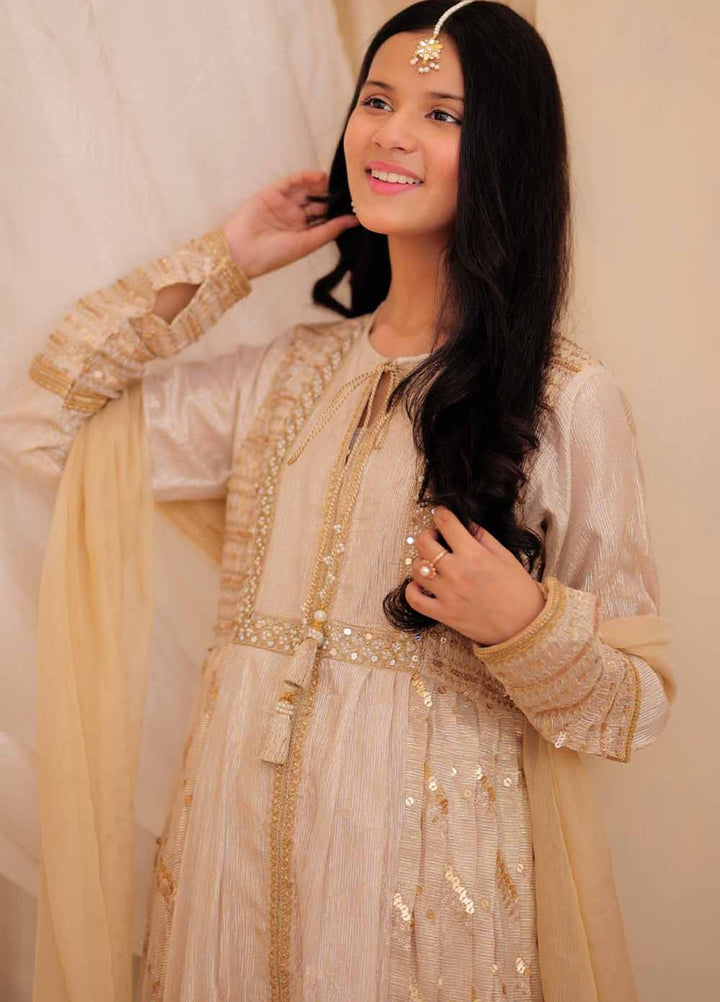 Senorita Girls RTW Embroidered Zari 3 Piece Suit GDD-02371 Winter Collection