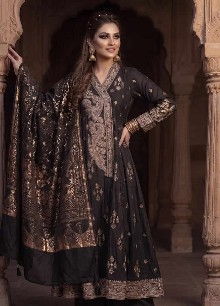 Salitex Unstitched Embroidered Raw Silk 3 Piece Suit WP7L3PEF463 Festive Collection