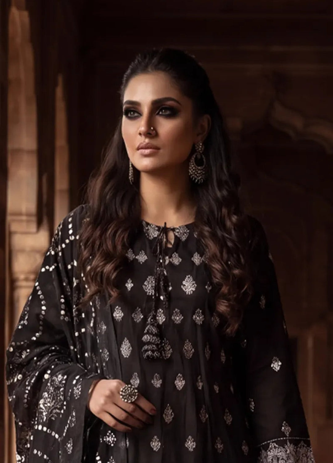 Salitex Unstitched Embroidered Raw Silk 3 Piece Suit WP7L3PEF466 Festive Collection