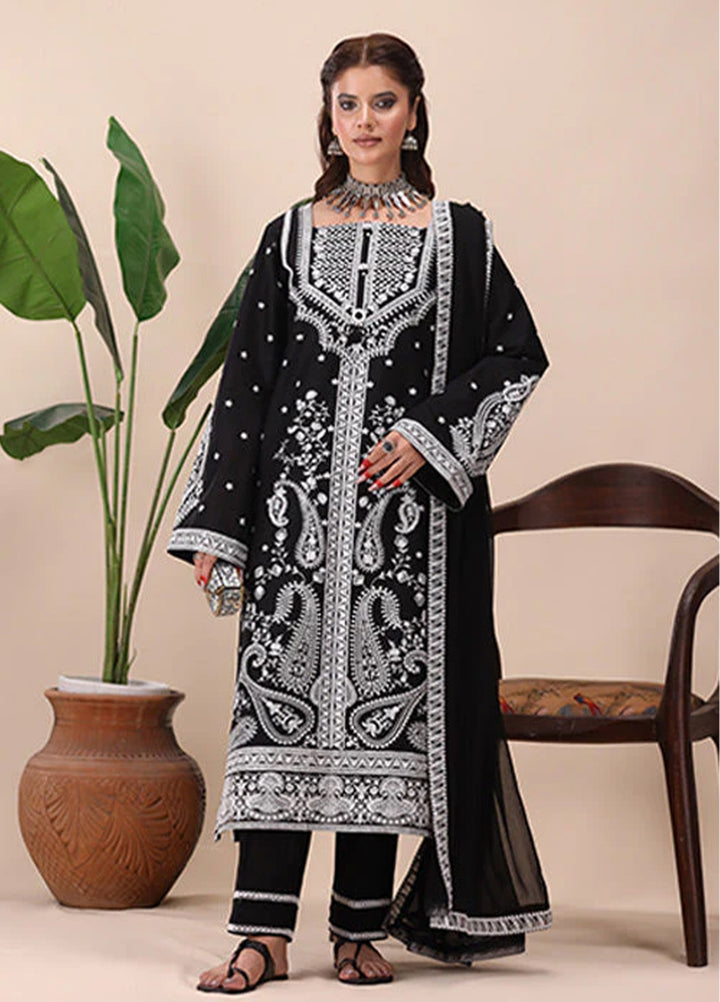 La Elise Women RTW Embroidered Lawn 3 Piece Suit 0001401 Sanam - Casual Collection