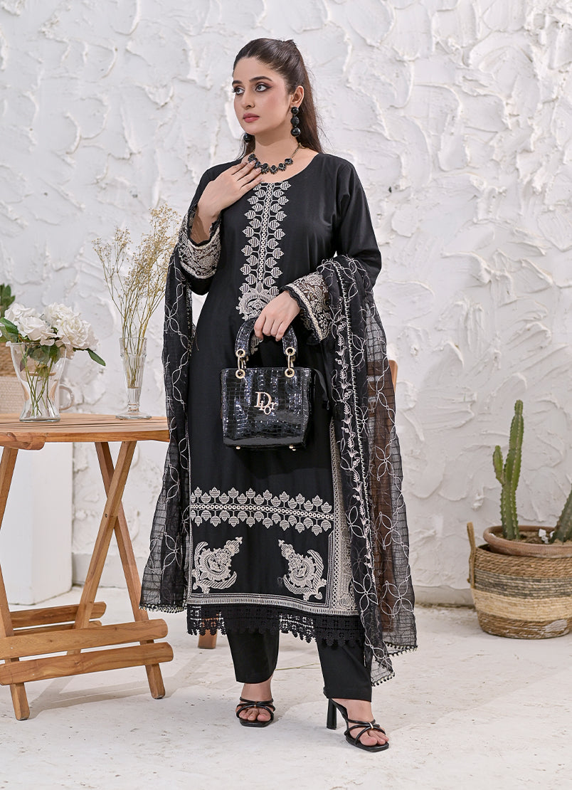 Gulbahar by Ishq e Rang RTW Embroidered Lawn 3 Piece Suit Black Elegance Festive Collection