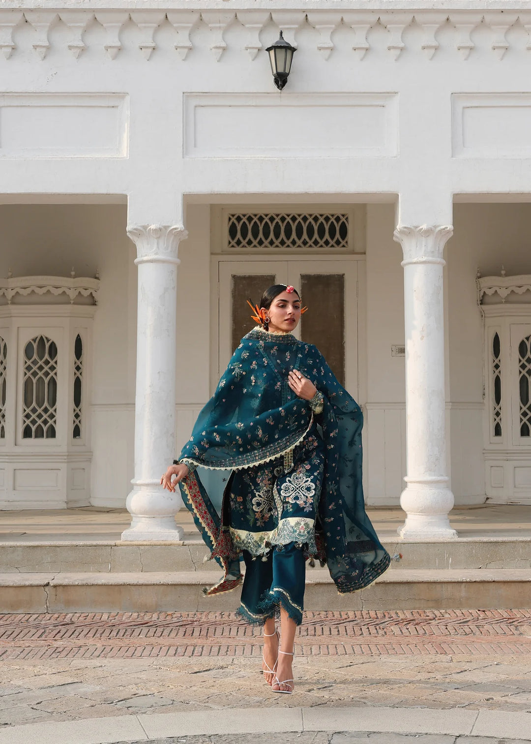 Kalabagh by Hussain Rehar Unstitched Embroidered Luxury Lawn 3 Piece Suit HR26UKL D11 Azraq - Festive Collection