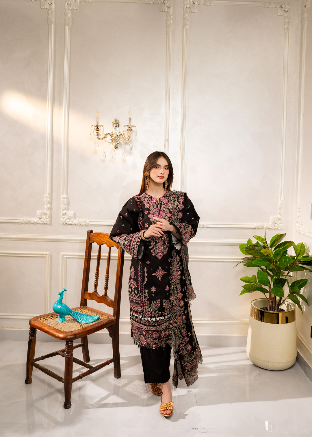 Aria By Meerak RTW Embroidered Lawn 3 Piece Suit Lael Festive Collection