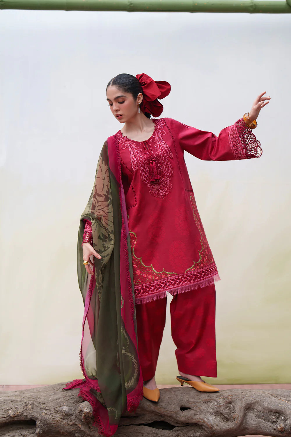 Laanem by Saira Rizwan Unstitched Embroidered Lawn 3 Piece Suit SR26ULL NAYRA-A - Summer Collection