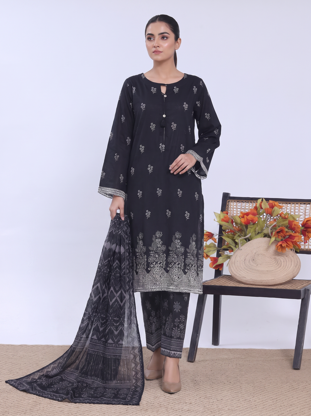 HZ Textiles RTW Embroidered Cross Hatch 3 Piece Suit HZ26PCL Sbe-3P-079 - Casual Collection
