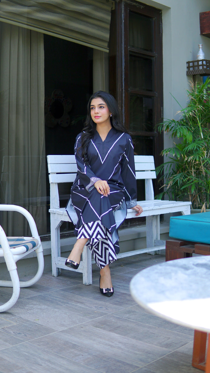 Dhaga Women Pret Printed 2 Piece Soft Crepe Charcoal DHLU07 - Summer Collection