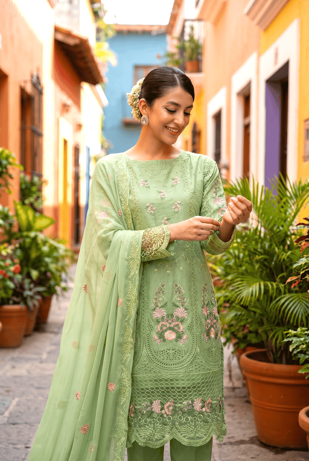 Celestia Luxe by Maherposh RTW Chikankari Lawn 3 Piece Suit Minr Reverie SS-206 Casual Collection