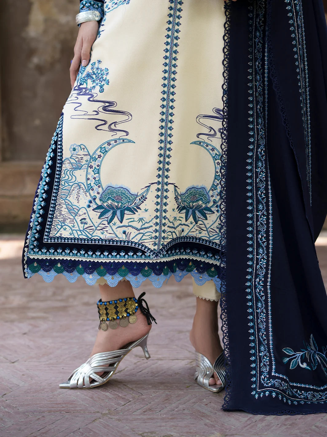 Gulnar by Bin Ilyas Unstitched Embroidered Karandi 3 Piece Suit BI26UGK 1011B - Festive Collection