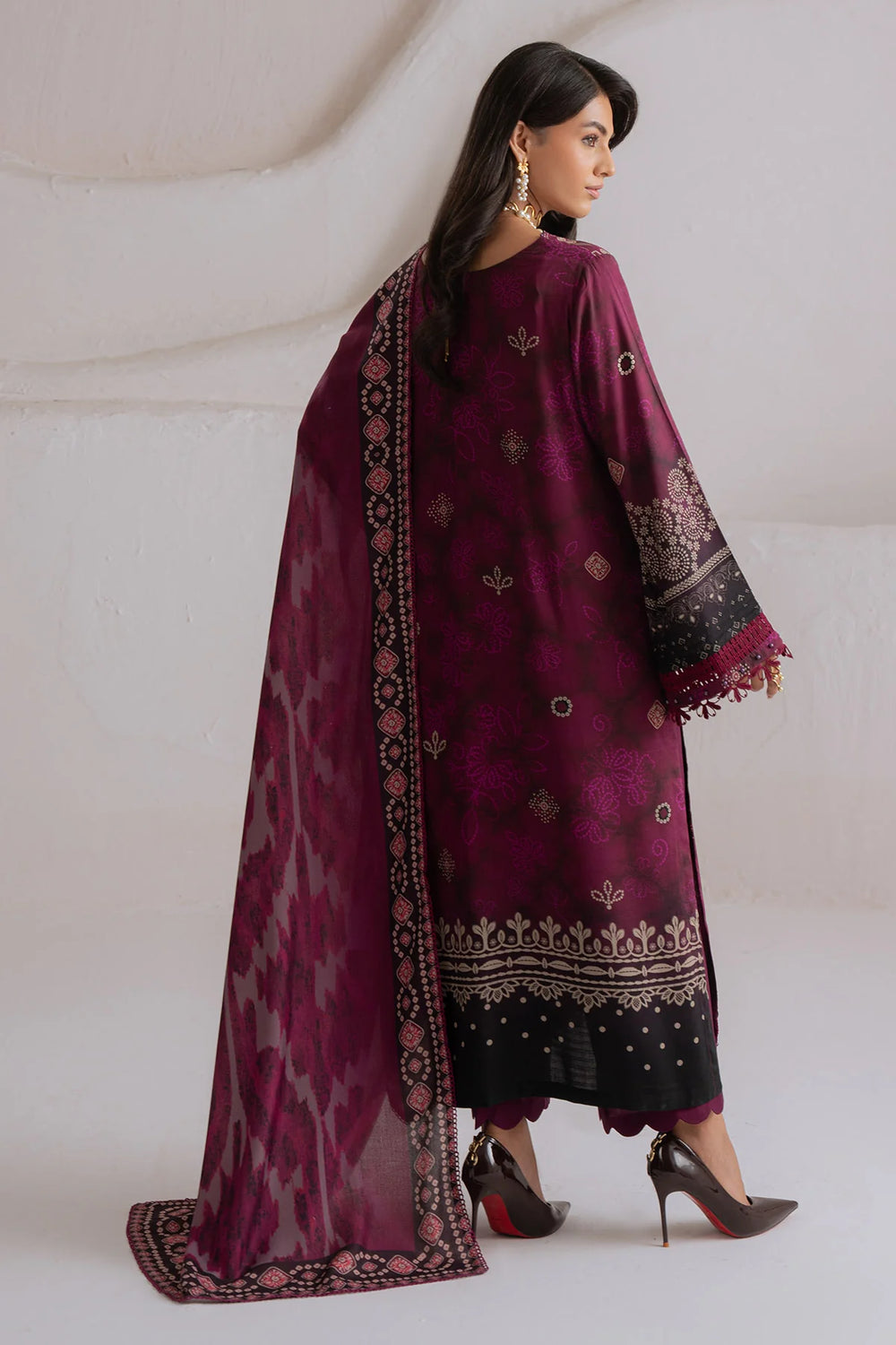 Signature Prints by Nureh Unstitched Printed Viscose 3 Piece Suit NU26UVP SP-216 - Winter Collection