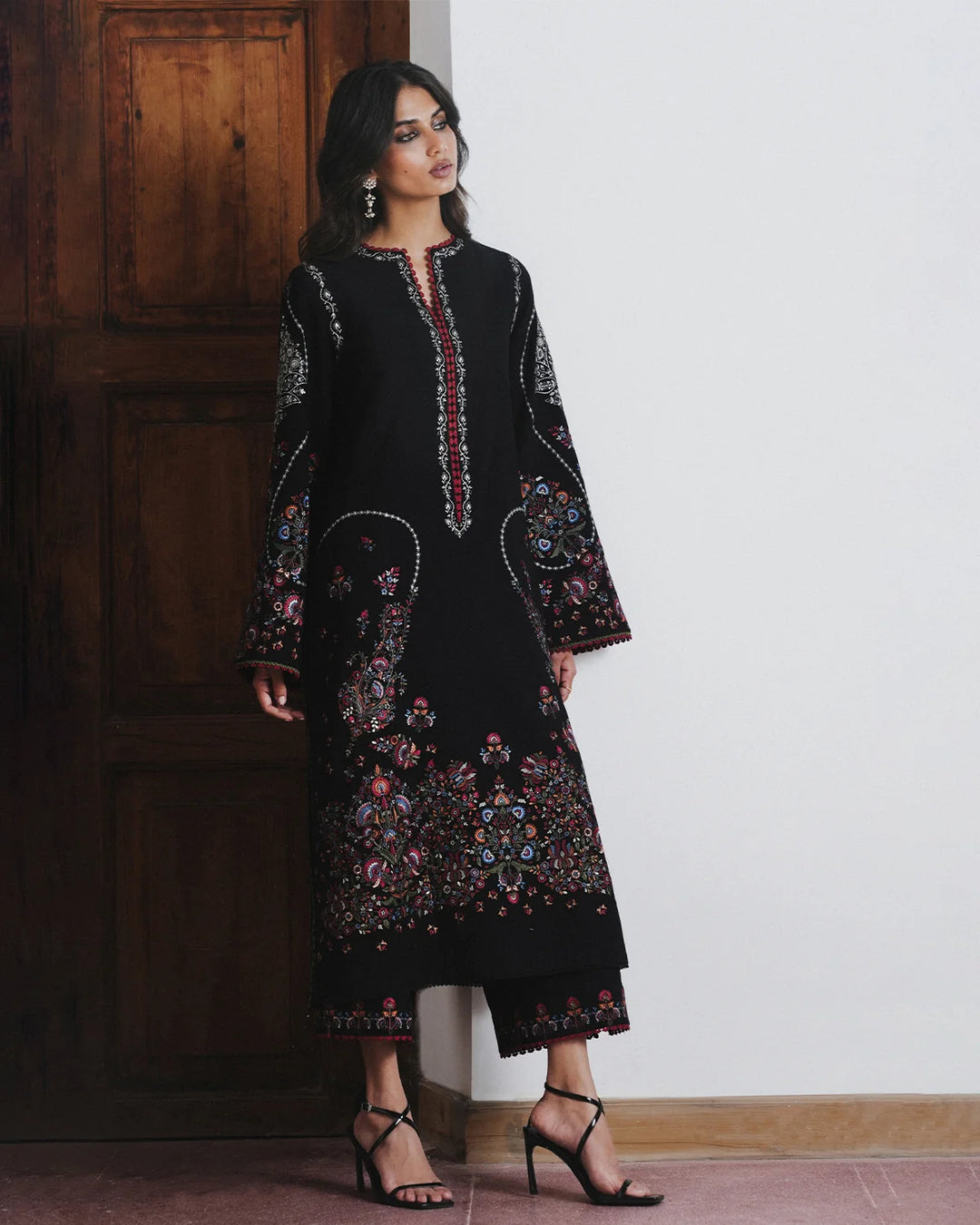 Jugnu by Hussain Rehar Unstitched Embroidered Karandi 3 Piece Suit HR26UJK Cyprus - Winter Collection