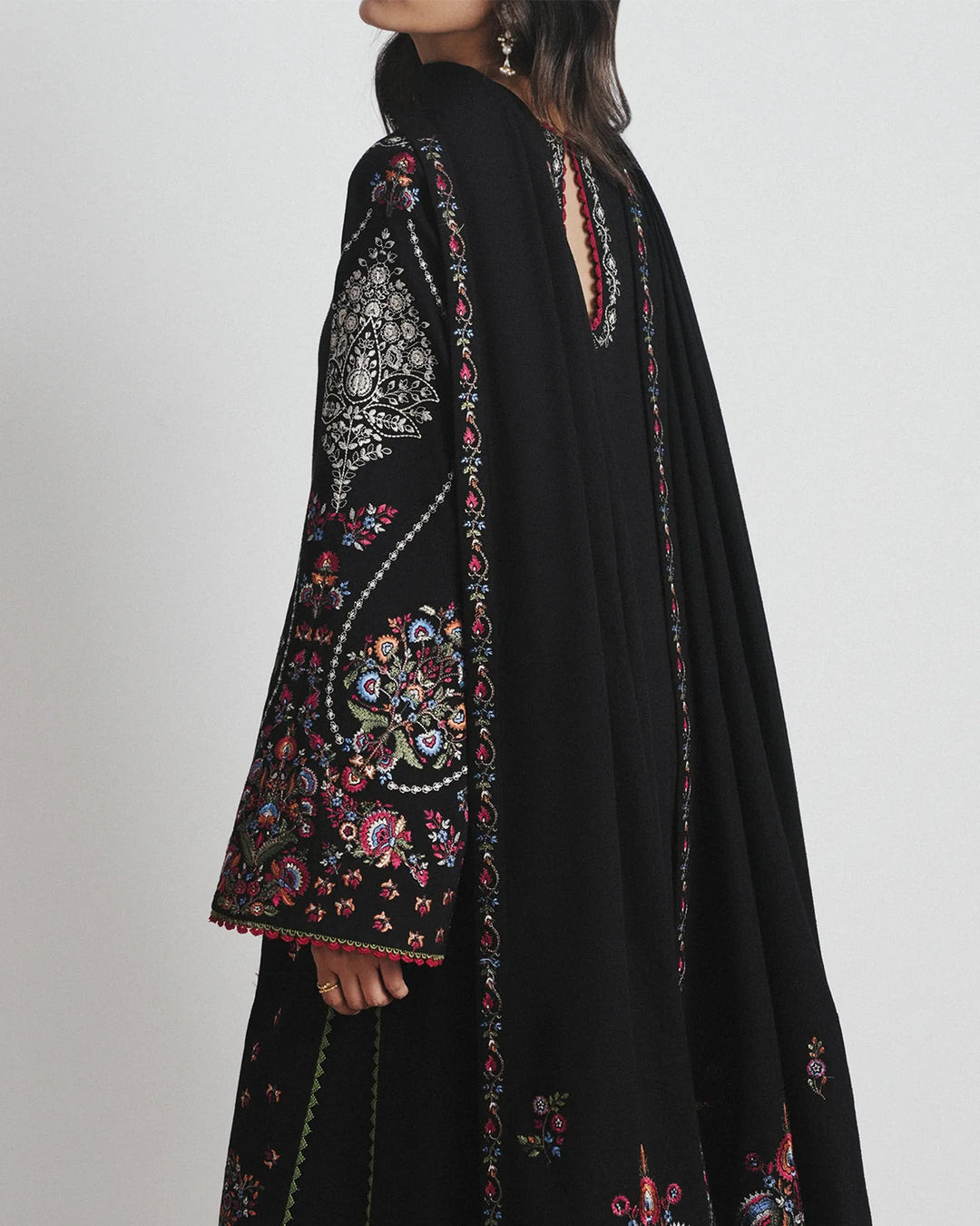 Jugnu by Hussain Rehar Unstitched Embroidered Karandi 3 Piece Suit HR26UJK Cyprus - Winter Collection