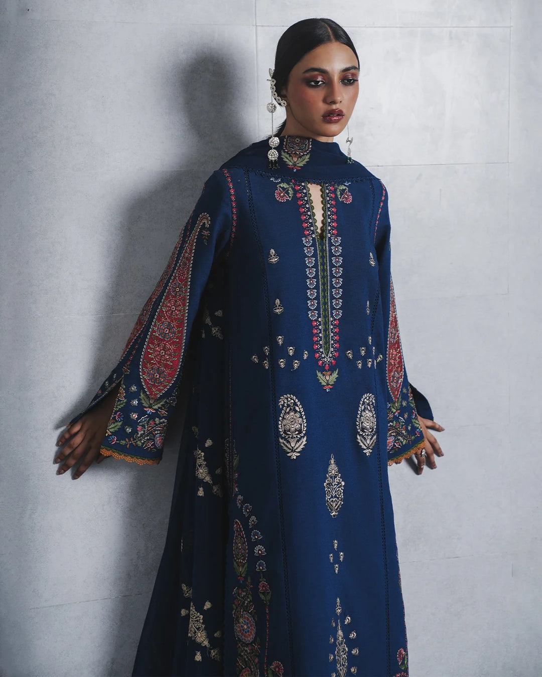 Jugnu by Hussain Rehar Unstitched Embroidered Karandi 3 Piece Suit HR26UJK Nehri - Winter Collection
