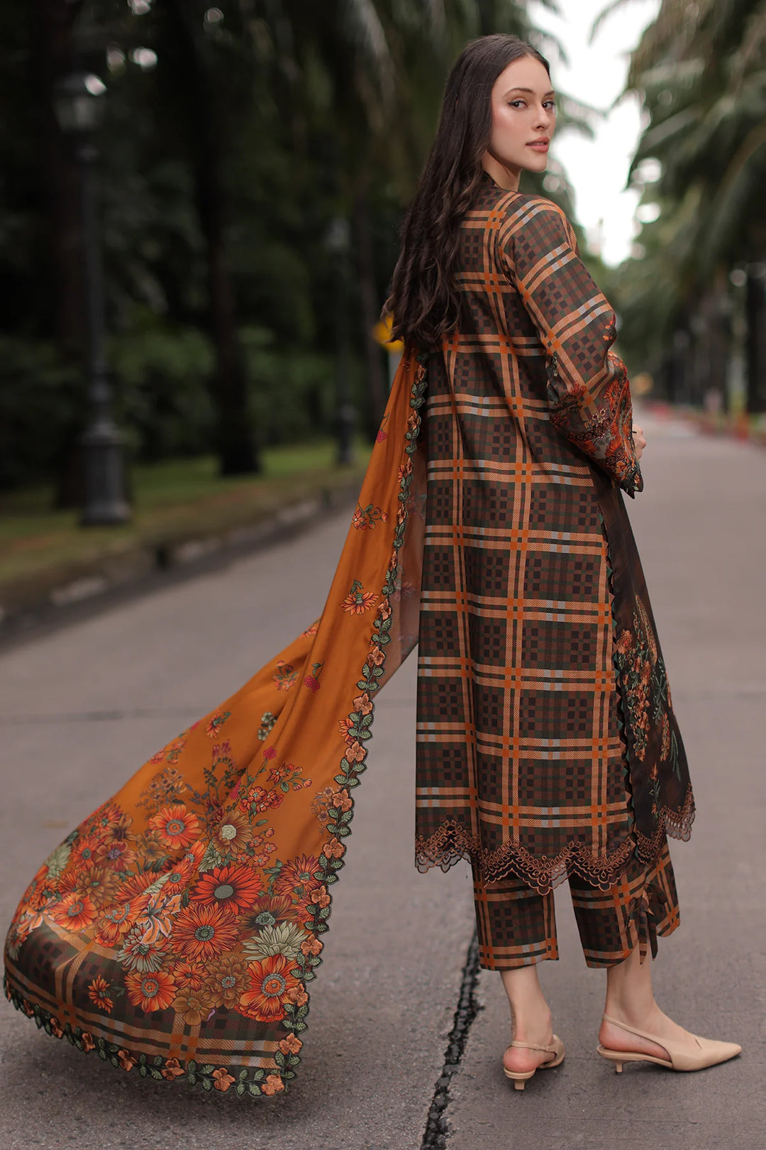 Aniiq by Charizma Unstitched Embroidered Linen 3 Piece Suit CHR26UAL ANW7-15 - Casual Collection