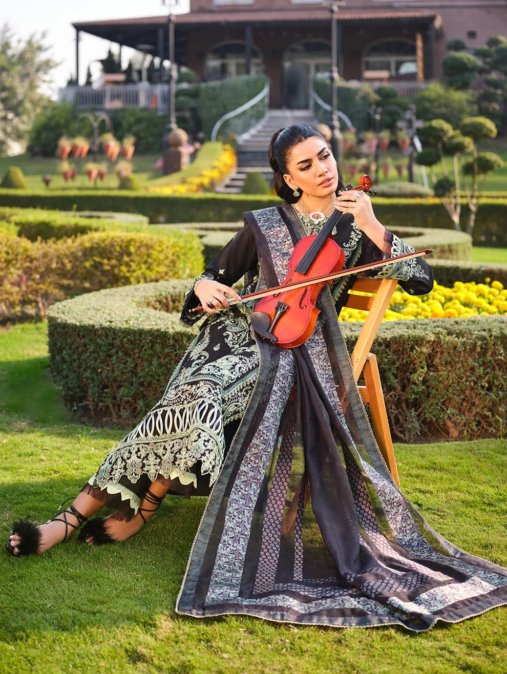 Menaal Unstitched Embroidered Lawn 3 Piece Suit ML26ULS EMERALD NOIR - Festive Collection