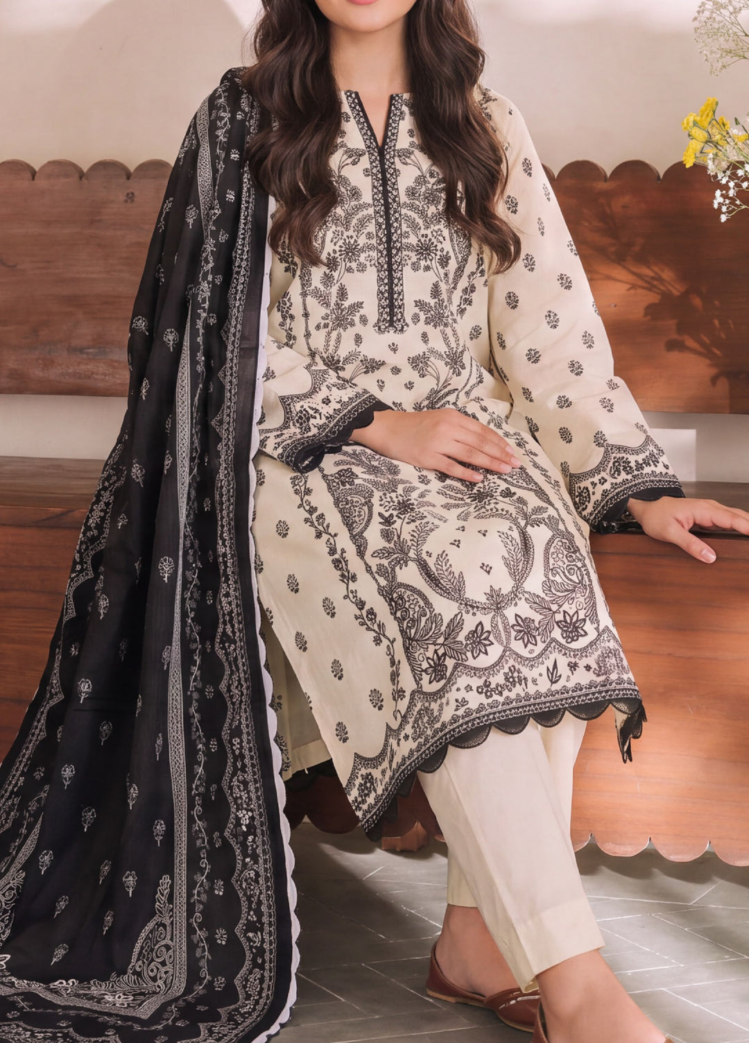 VS Textiles Unstitched Printed Lawn 3 Piece Suit VS26UL D-04 - Casual Collection