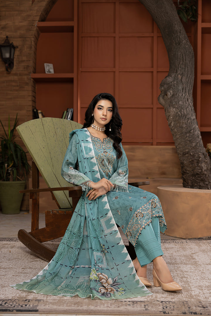 Noore Luxe by Waresha RTW Embroidered Lawn 3 Piece Suit Roshan Ara Festive Collection