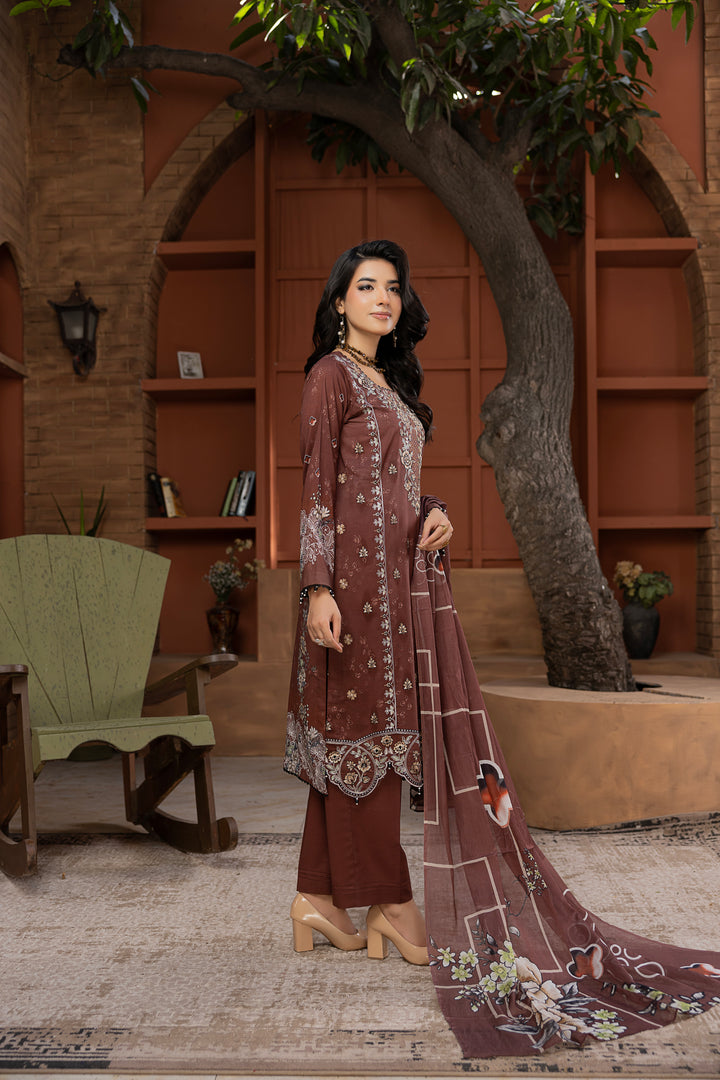 Noore Luxe by Waresha RTW Embroidered Lawn 3 Piece Suit Mah-e-Noor Festive Collection