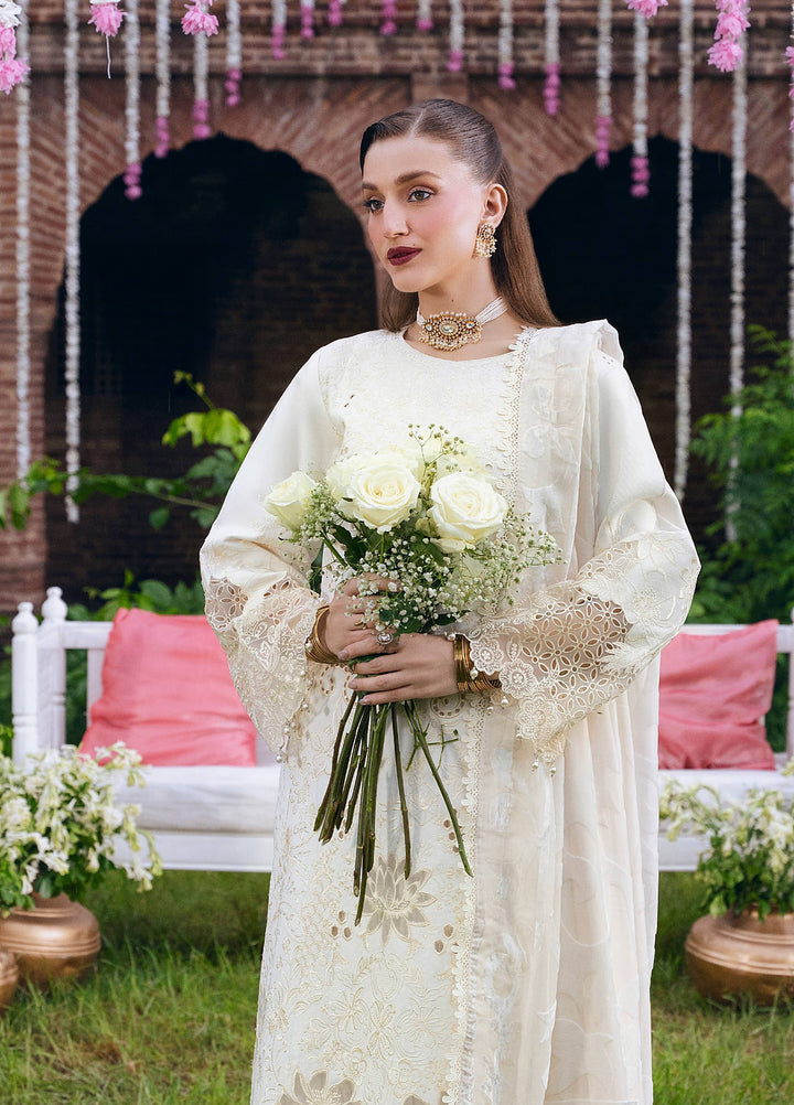 Amelia by Mahnur Unstitched Embroidered Corduroy 3 Piece Suit MN26ULW AM-04 - Winter Collection