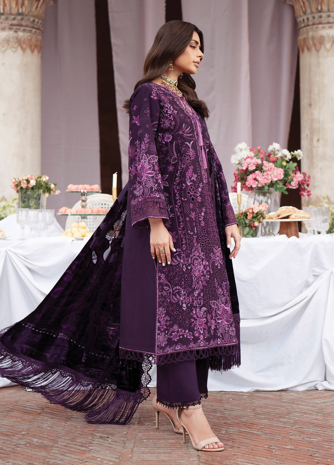 Amelia by Mahnur Unstitched Embroidered Organza 3 Piece Suit MN26ULW AM-14 - Winter Collection