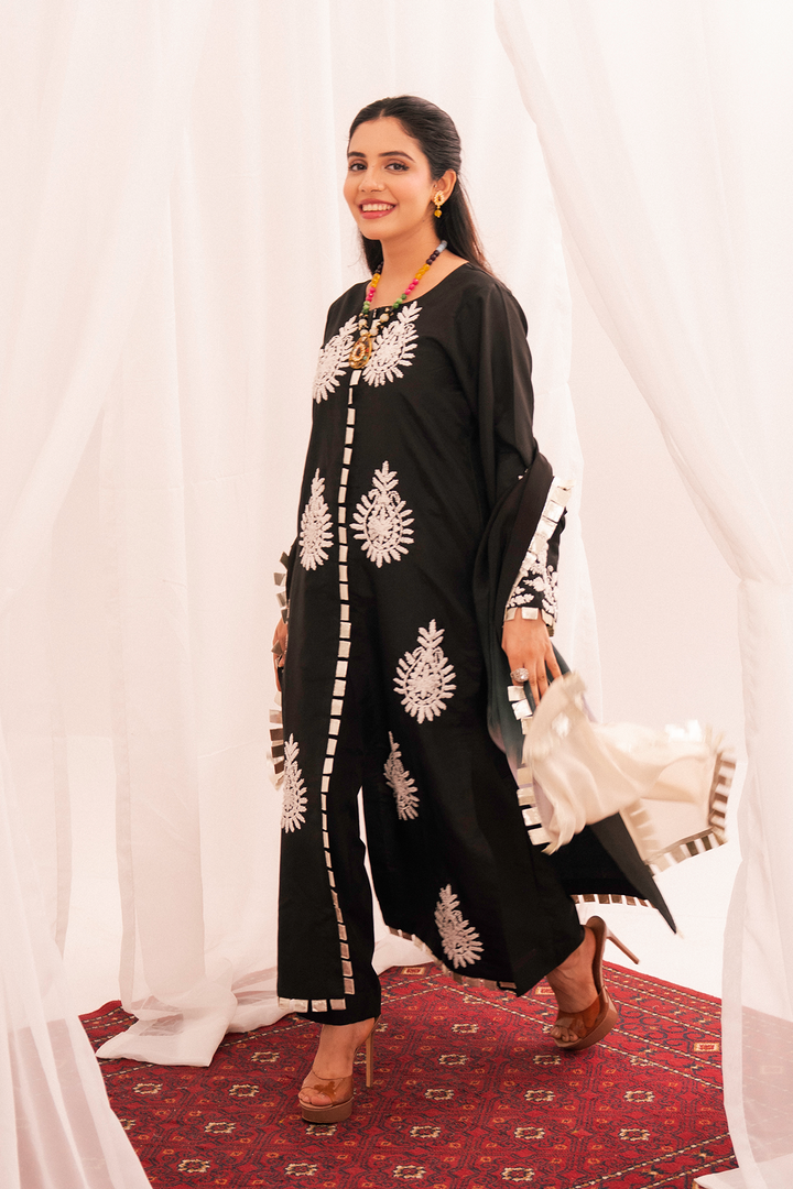 Maham Sultan Women RTW Embroidered Butter Silk 3 Piece Suit NOIR - Eid Collection