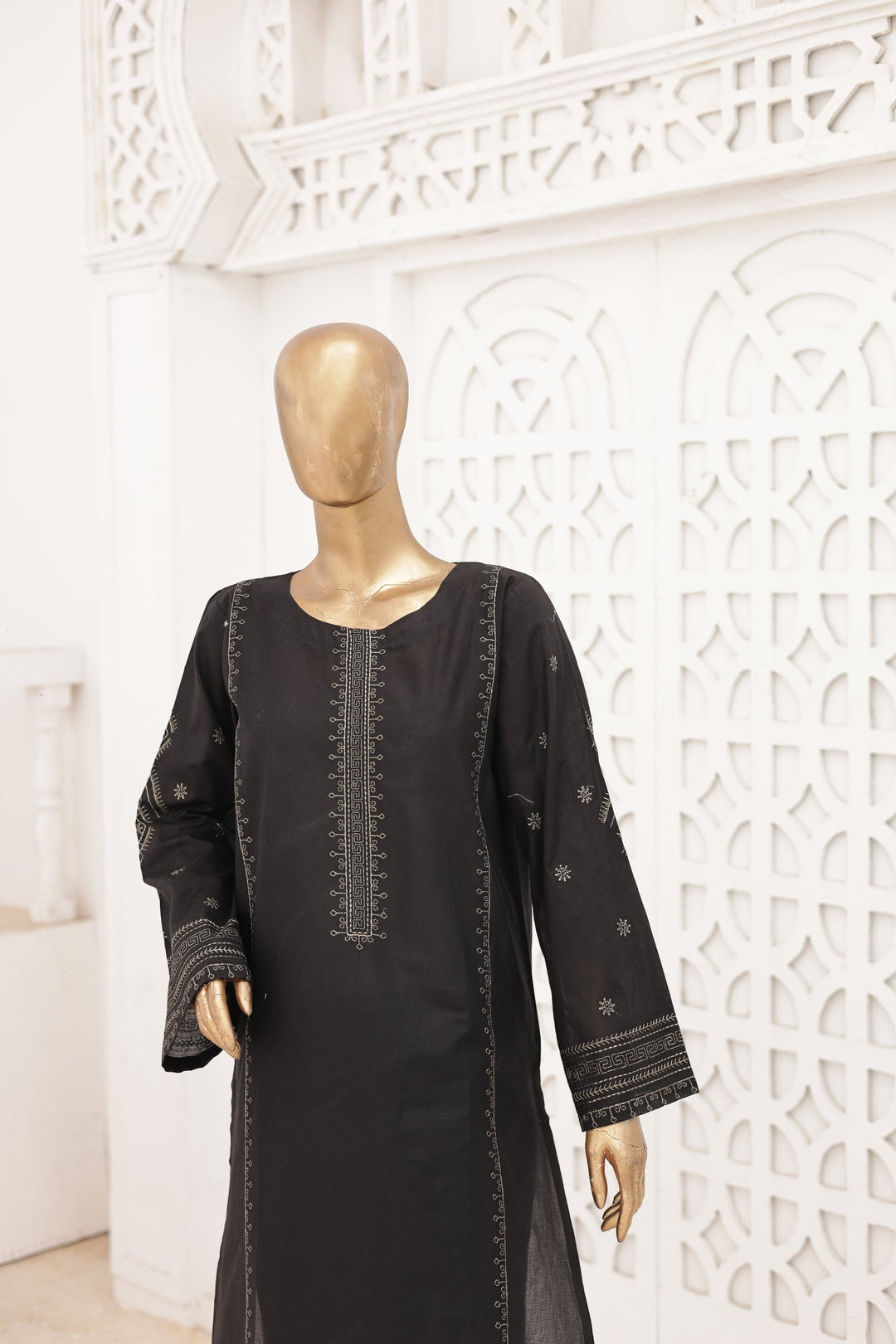 Nyra Essentials by Suntex Fabrics RTW Embroidered Lawn 2 Piece Suit BLACK-2673 Casual Collection