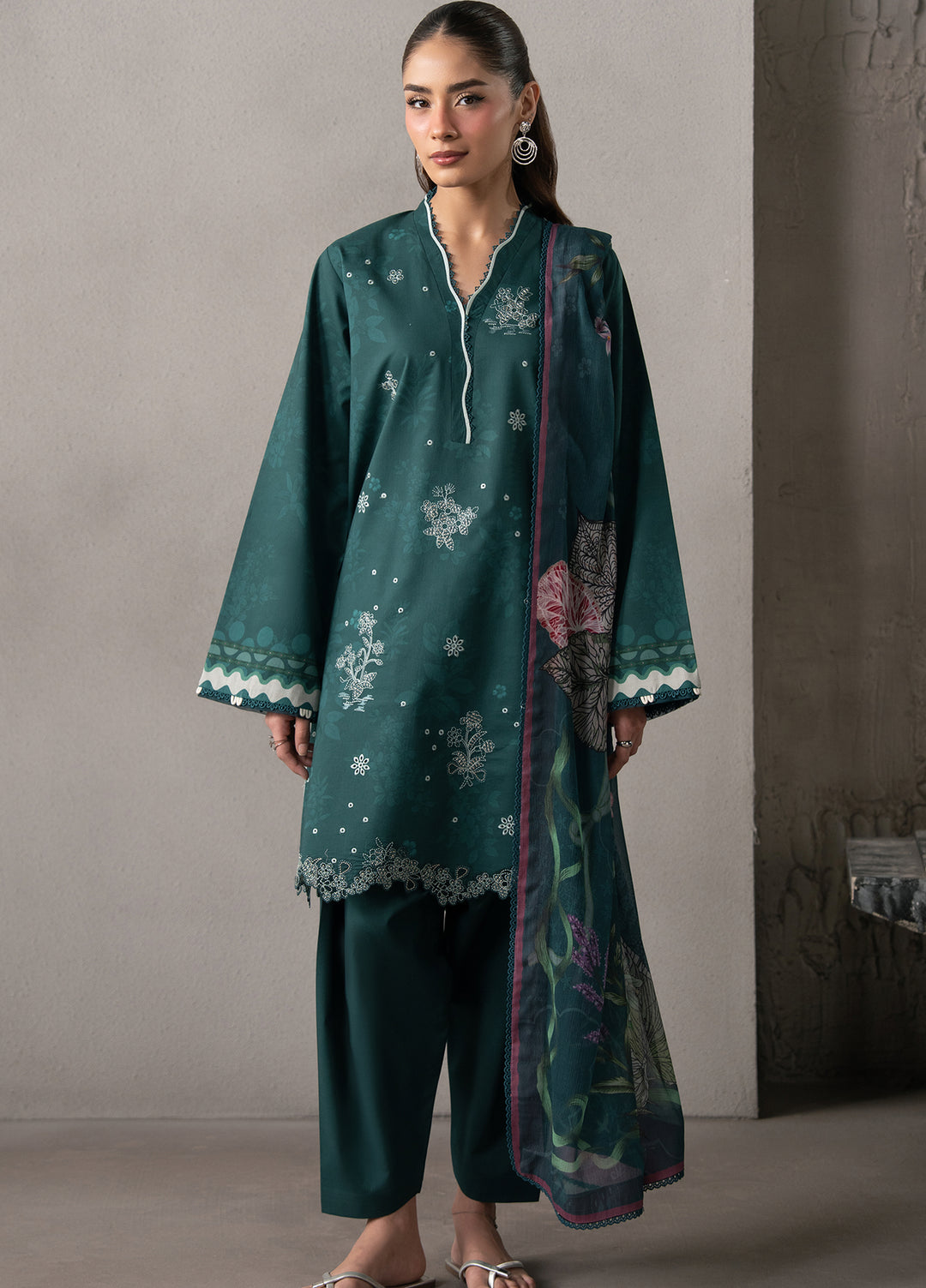 Selure by Seran Women Unstitched Embroidered Lawn 3 Piece Suit SN26ULS Verdelle D-01 - Casual Collection
