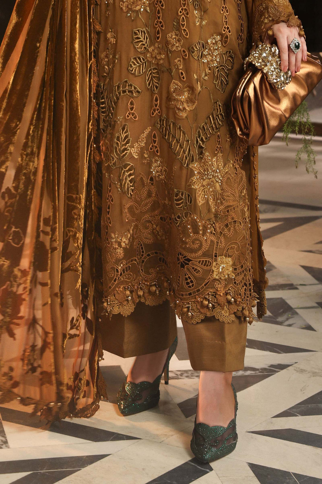 Maria B Unstitched Embroidered Chiffon 3 Piece Suit MB26UCF D5 - Festive Collection