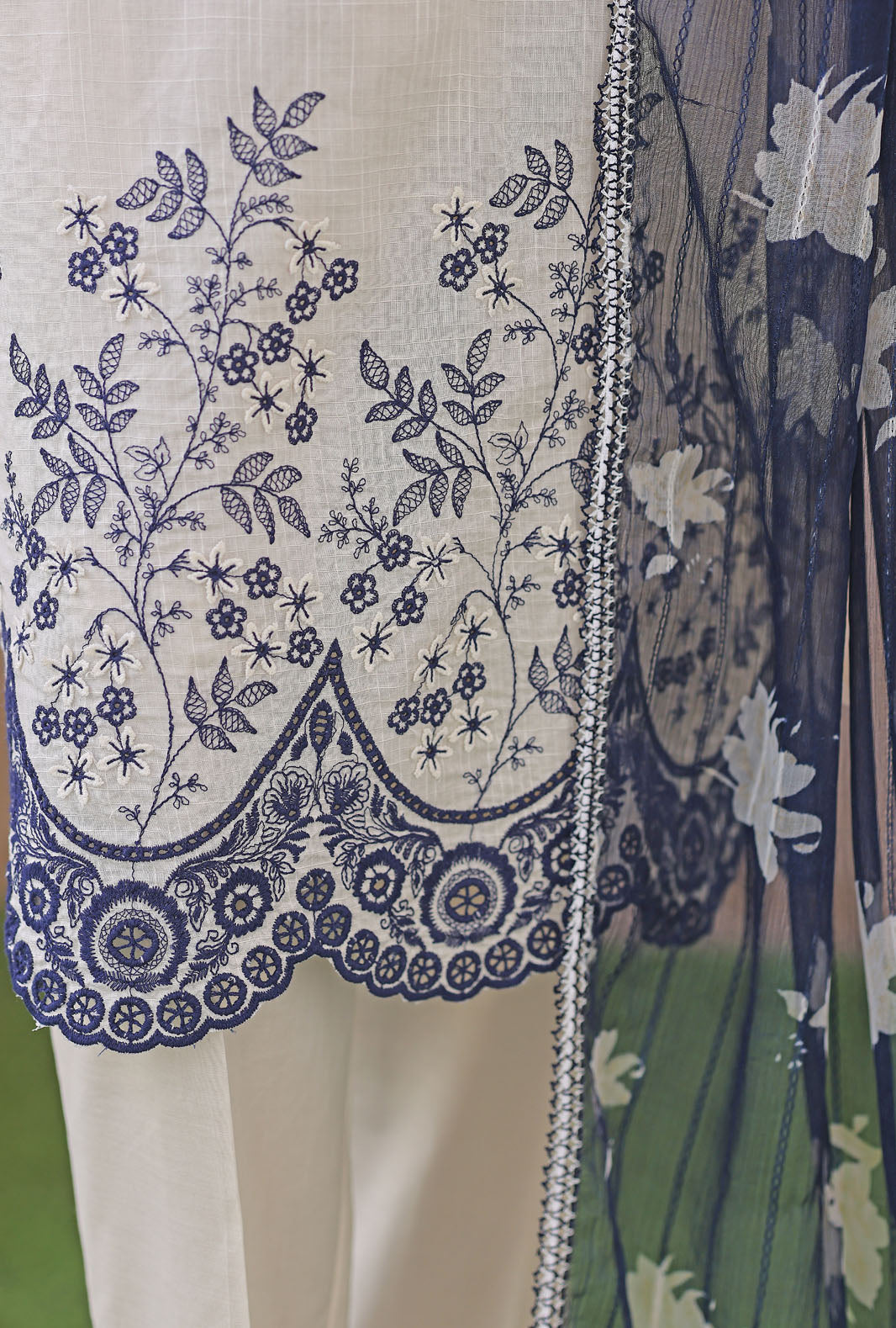 Dynasty by HZ Textiles Unstitched Embroidered Lawn 3 Piece Suit DEC - 04 Summer Collection