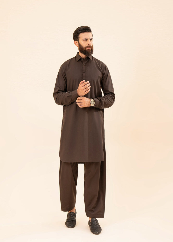 Muraqsh Ready To Wear Solids Cotton Men Dark Brown Kurta Trouser/Shalwar MUR-CBKTHL - Summer Collection