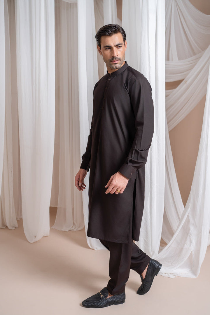 Muraqsh Ready To Wear Solids Cotton Men Dark Brown Kurta Trouser/Shalwar MUR-CBKTHL - Summer Collection