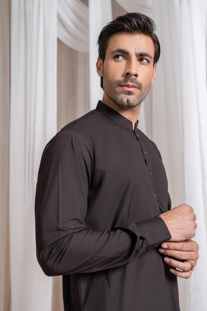 Muraqsh Ready To Wear Solids Cotton Men Dark Brown Kurta Trouser/Shalwar MUR-CBKTHL - Summer Collection