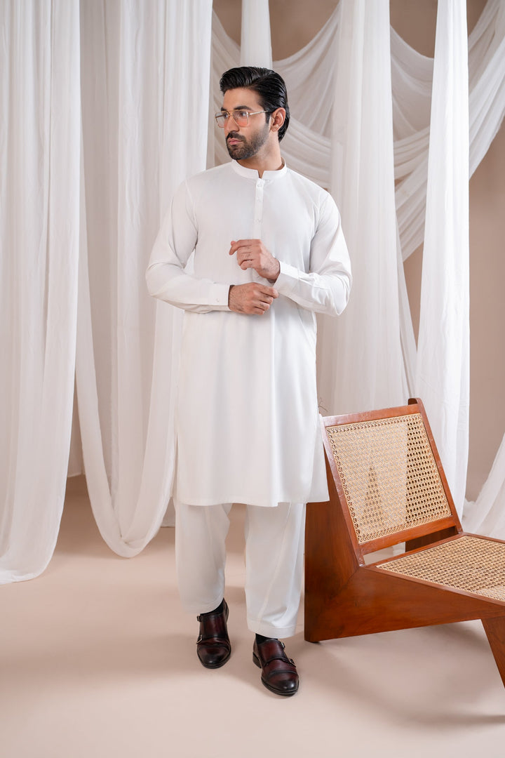 Muraqsh Ready To Wear Solids Cotton Men Off White Kurta Trouser/Shalwar MUR-OWKT--KS - Summer Collection