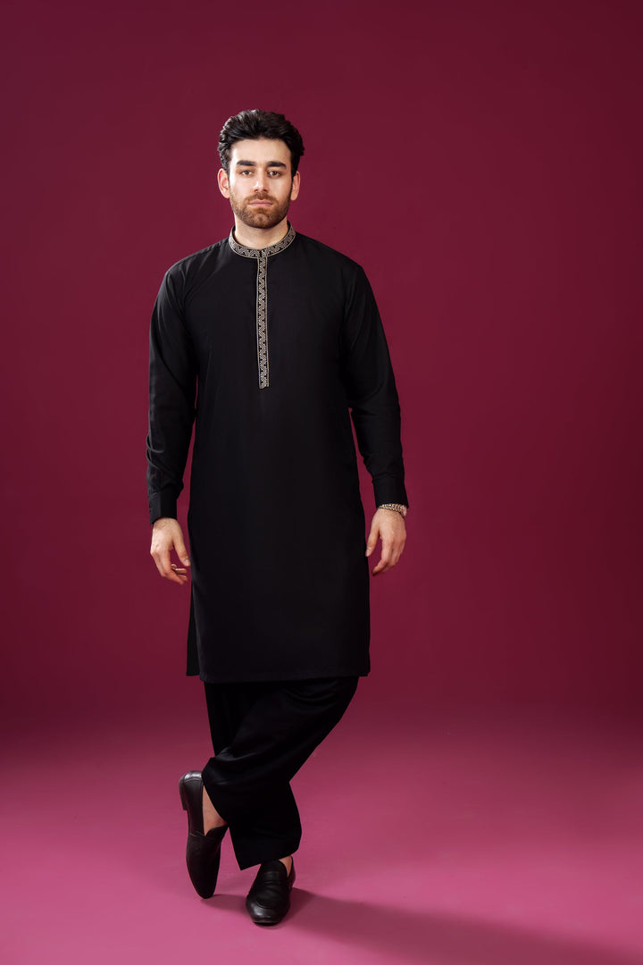 Muraqsh Ready To Wear  Cotton Men Formal Black Kurta Shalwar Pattern Collar Neck Embroidered MUR-FBKS - Summer Collection