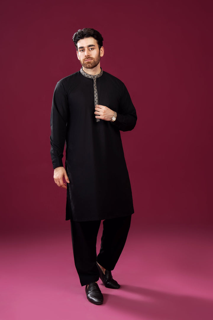 Muraqsh Ready To Wear  Cotton Men Formal Black Kurta Shalwar Pattern Collar Neck Embroidered MUR-FBKS - Summer Collection
