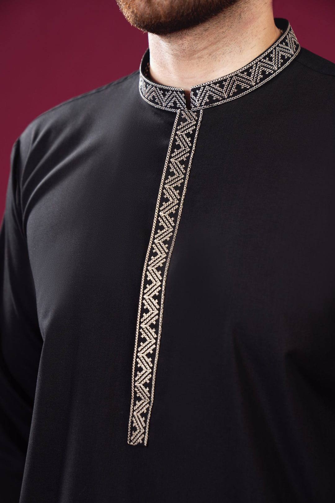 Muraqsh Ready To Wear  Cotton Men Formal Black Kurta Shalwar Pattern Collar Neck Embroidered MUR-FBKS - Summer Collection
