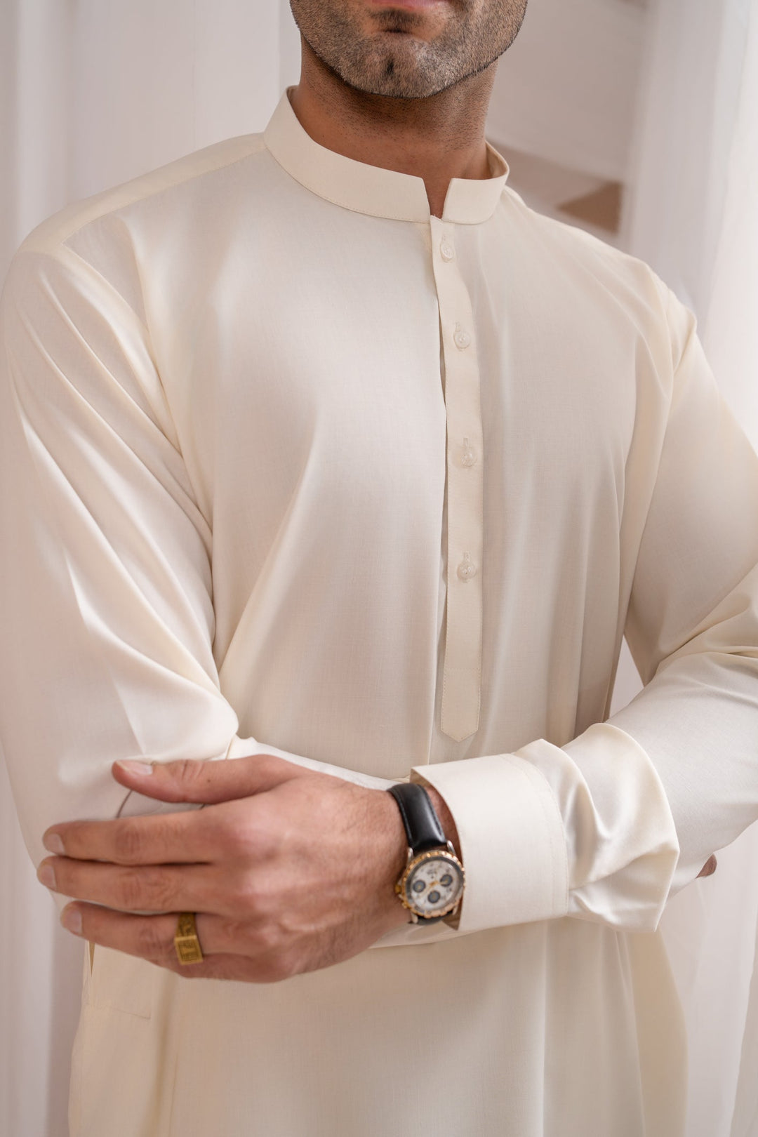 Muraqsh Ready To Wear Solids  Men Bosky White Kurta Trouser/Shalwar MUR-BWKT-HL - Summer Collection