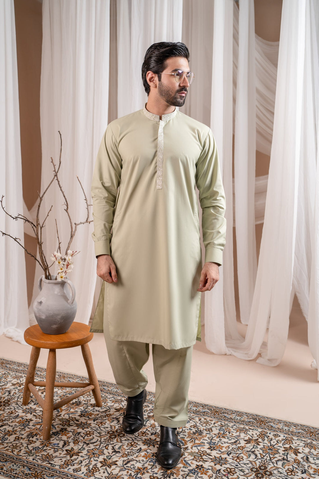 Muraqsh Ready To Wear Embroidered Cotton Men Formal Mint Green Kurta Shalwar Collar Neck MUR-FMGKS - Summer Collection