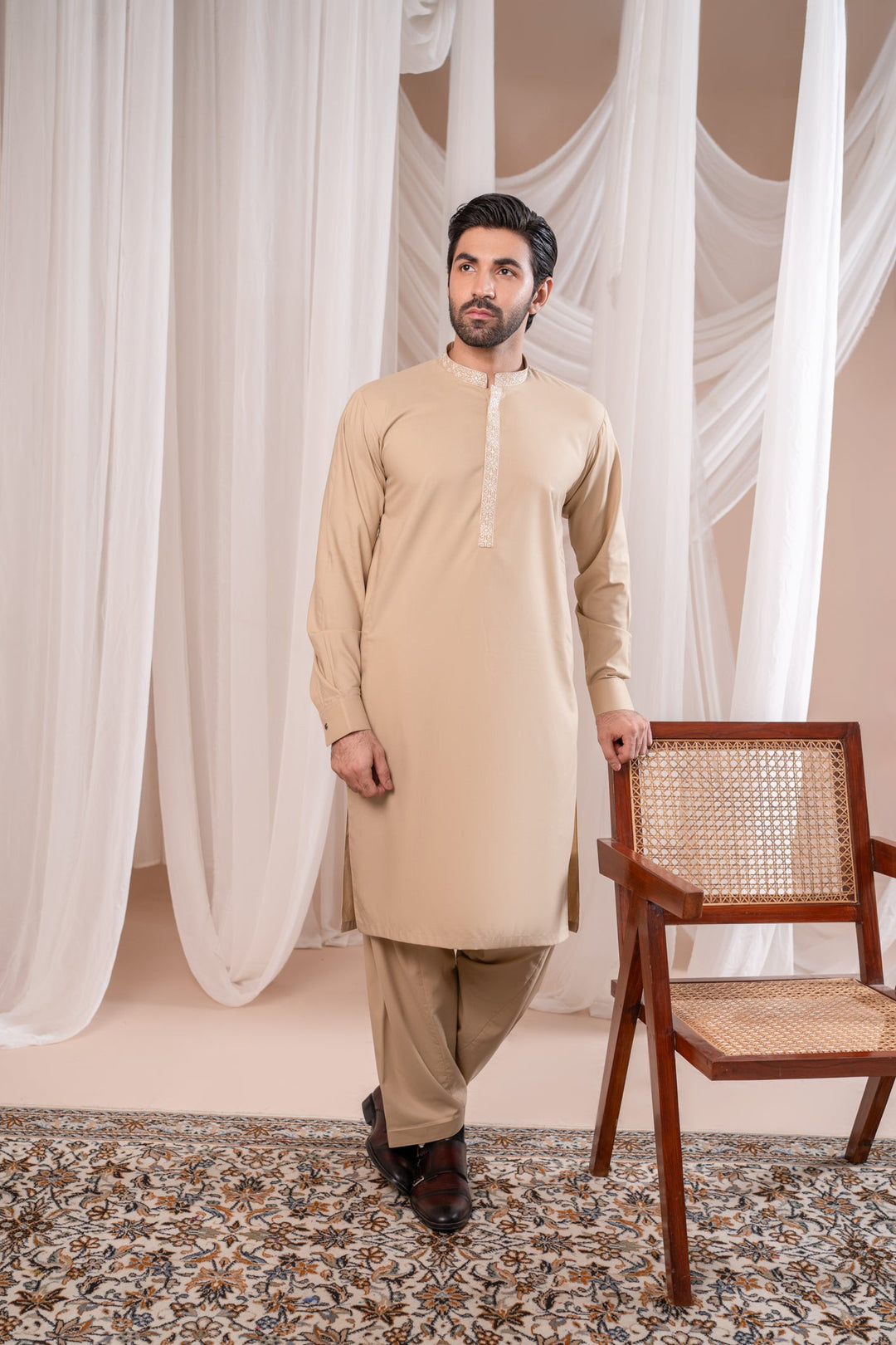 Muraqsh Ready To Wear Embroidered Cotton Men Formal Ivory Kurta Shalwar Collar Neck MUR-FIKS - Summer Collection