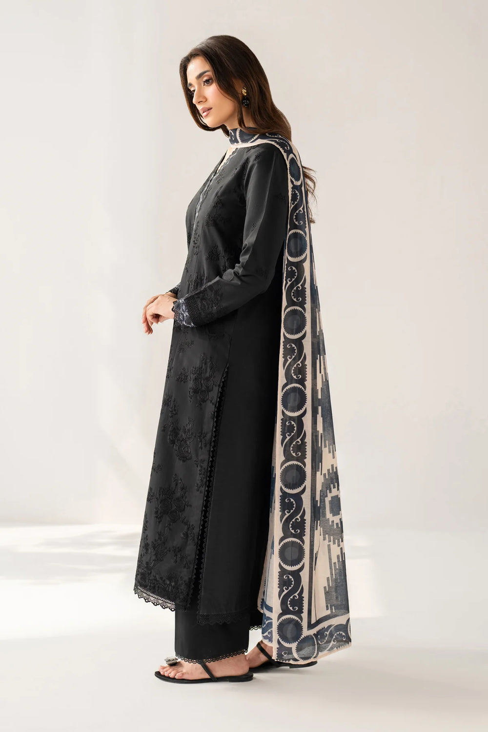 Le'essence by Xenia Formals Unstitched Embroidered Lawn 3 Piece Suit XE26UL D-08 Fayra - Summer Collection